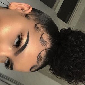 Meet your Posher, Naomi